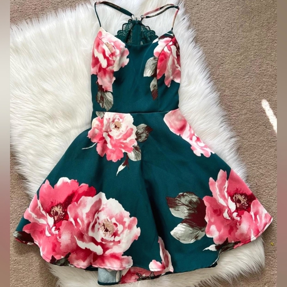 Elegant Floral Dress in Teal and Pink